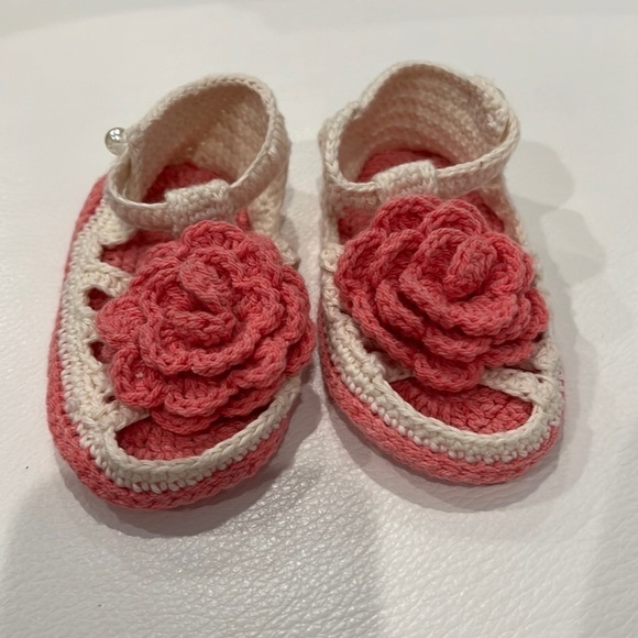 Handmade Crochet Booties Little Girl - Picture 1 of 7